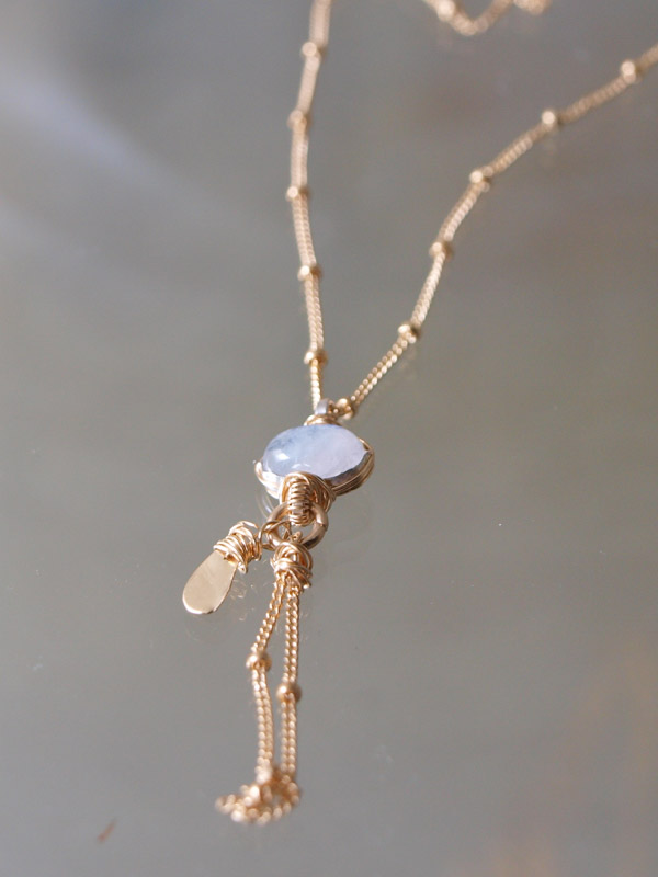 necklace Eye small moonstone